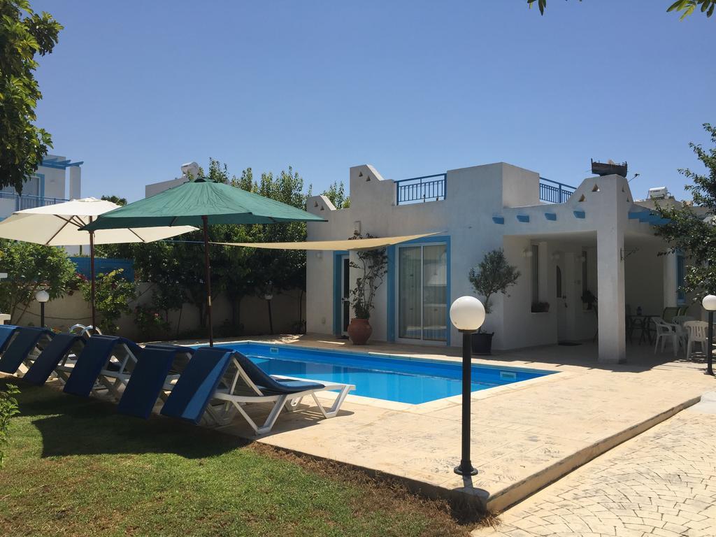 Philippos Paphos Villas - Villa 3 エクステリア 写真