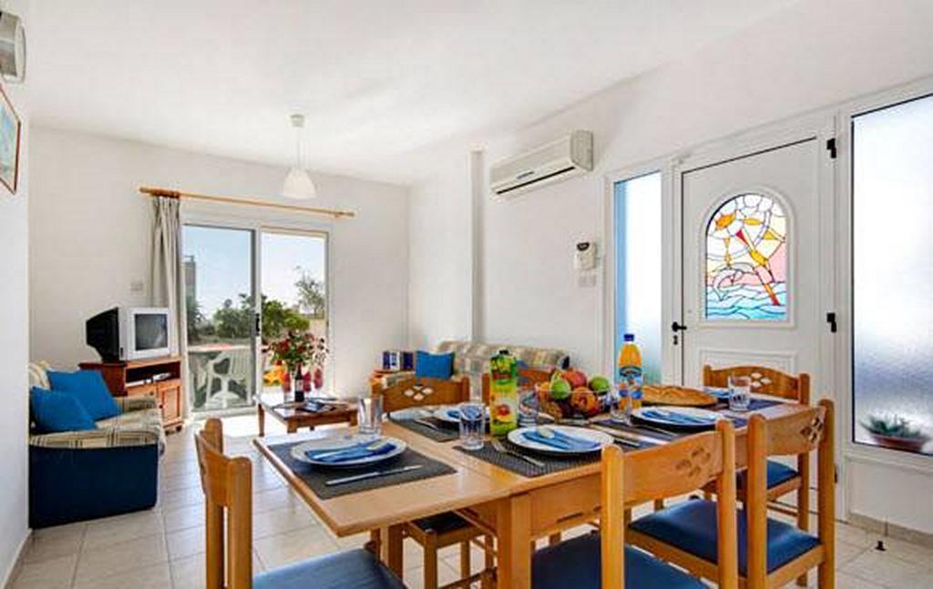Philippos Paphos Villas - Villa 3 エクステリア 写真