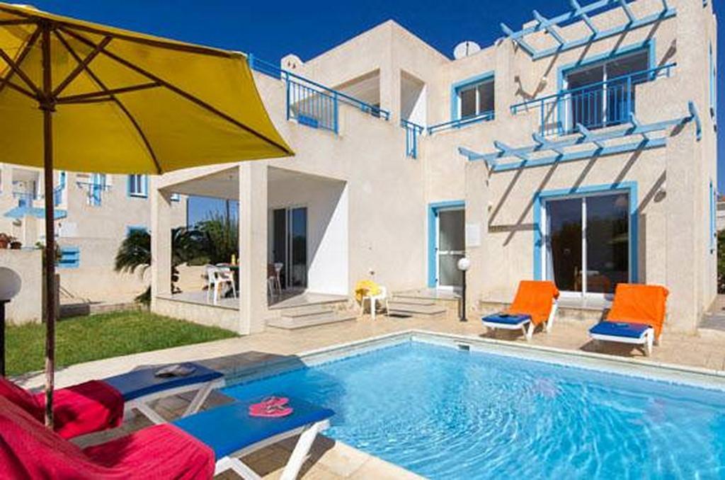 Philippos Paphos Villas - Villa 3 エクステリア 写真